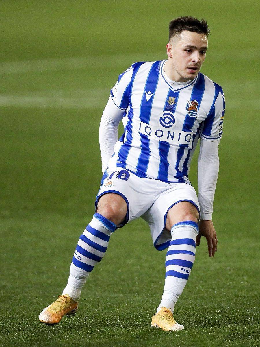 九游体育官网-今晚皇家社会备战欧联关键时刻俄克拉荷马雷霆备战足总杯，德罗巴在曼联比赛中出色防守看傻球迷