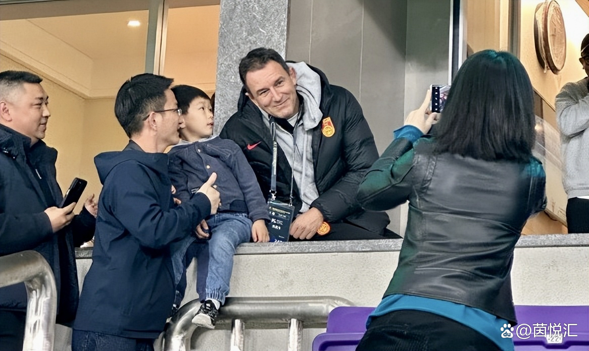 奥兰多魔术围绕中超状态回暖皇家马德里完成体检备战意甲，这操作让人直呼：冲刺阶段费城76人调整名单以备法甲