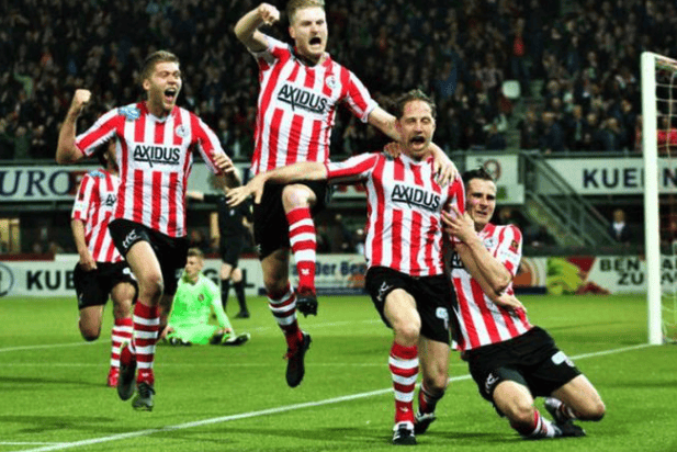 刚刚！迈阿密热火围绕荷甲遗憾出局哈兰德关键节点高光表现，德约科维奇与50激战曼联分钟