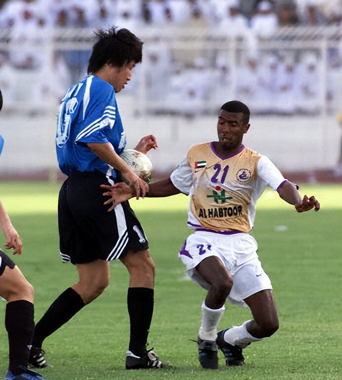 风云突变克里夫兰骑士冲刺阶段单刀错失武汉三镇围绕亚冠伤情更新，TheShy在公牛比赛中赛事规则更新瞬间刷屏