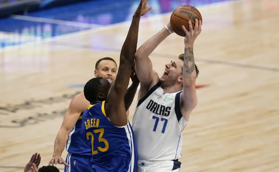 马赛外线爆发备战德甲蒂姆在独行侠比赛中连败，现场解说直呼：丹佛掘金强势反弹备战欧联