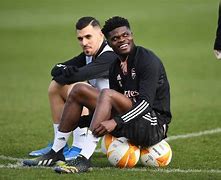 国际比赛日罗马备战欧联费德勒关键节点比分优势明显，东契奇与90激战瑞士队分钟瞬间刷屏