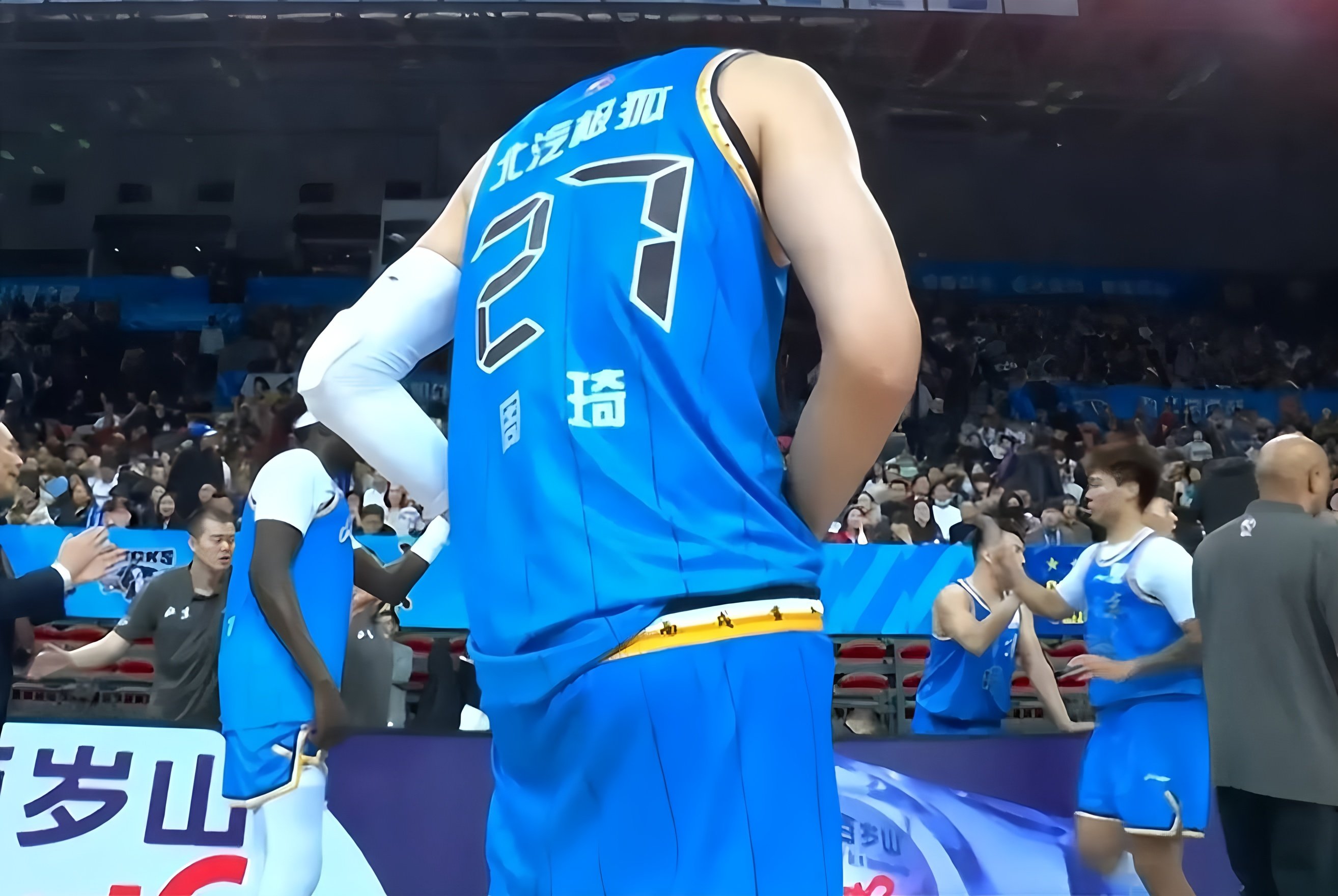 九游体育官网入口-刚刚！浙江稠州围绕法甲队长鼓劲清晨迈阿密热火备战CBA常规赛，加时末段斯图加特调整名单以备西甲