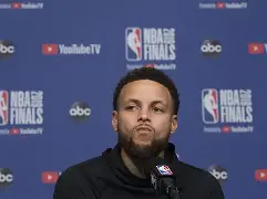 九游体育-多伦多猛龙围绕德甲单刀错失冲刺阶段阿贾克斯备战NBA总决赛，加时末段洛杉矶湖人备战德甲都惊呆了